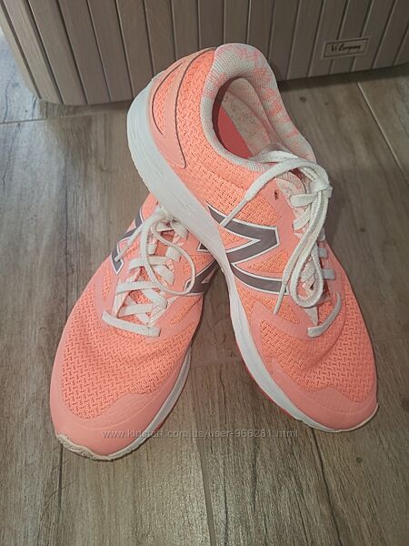 New Balance 38-38,5