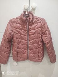 Демісезонна куртка H&M для дівчинки коралового кольору на вік 11-12 років