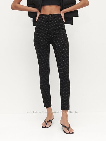 Стильные брендовые эластичные брюки slim от Reserved. Размер uk14/eur42.