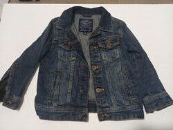 Продам куртку джинс для мальчика на 3-4 года/104 см. Идеальное сост. Б/У
