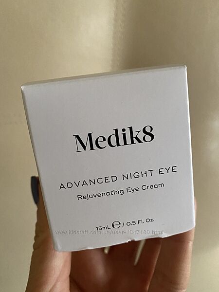 Антивозрастной крем вокруг глаз Medik8 Advanced