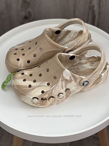 Baya marbled clog жіночі crocs