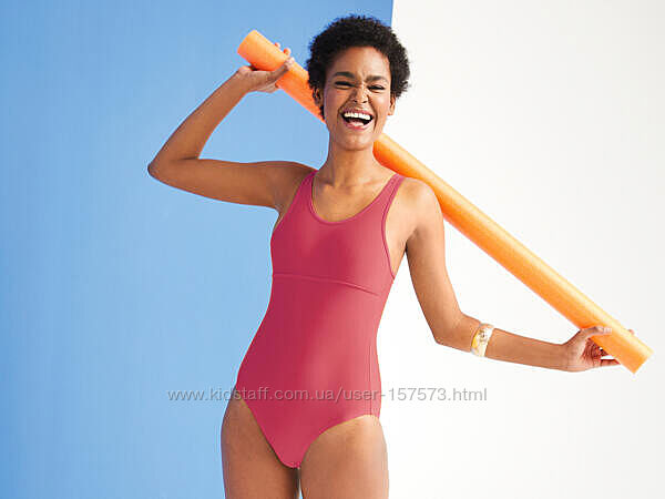 Жіночий спортивний суцільний купальник Esmara 34020