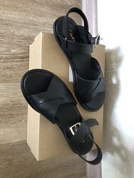 босоножки Clarks р35.5 