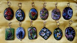 #3: 200грн ,камень.