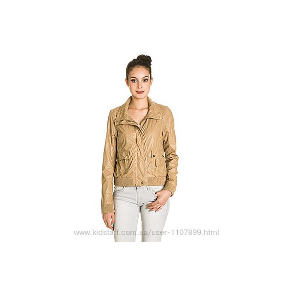 Куртка бомбер производство BERSHKA, Германия. Размер М.