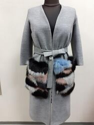 Пальто - халат с яркими меховыми карманами, натуральный мех, песец, Zuhvala 