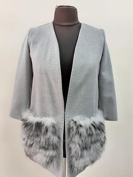 Короткое пальто с меховыми карманами, натуральный мех, песец, zuhvala
