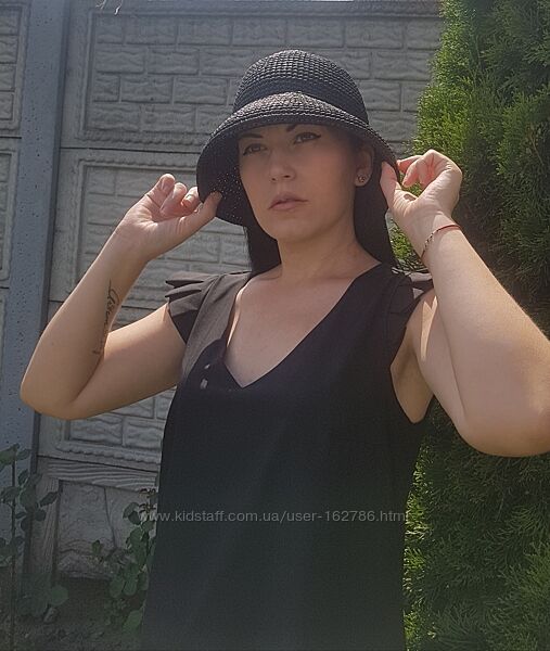Шляпа Black из рафии
