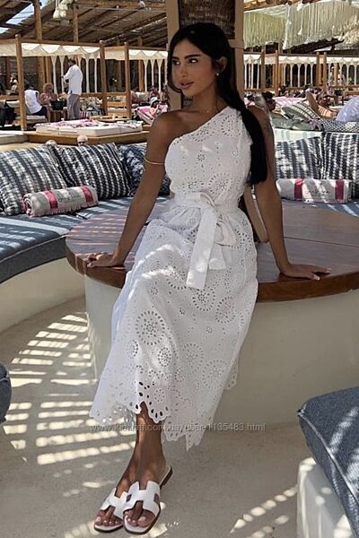 Сукня Zara з прорізаною вишивкою р. S/36/8, M/38/10.