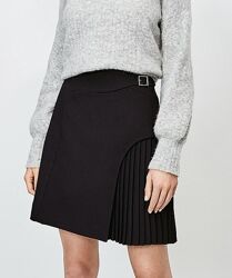 Стильна спідниця Karen Millen р. L-підійде і на р. М