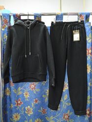 Стильний чорний спортивний костюм на флісі  134-140