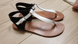 Кожаные черно-белые босоножки сандалии vero moda