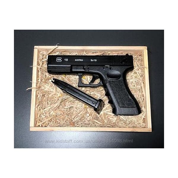 Іграшковий страйкбольний пістолет Glock 18 із вставками на 6 мм кулях