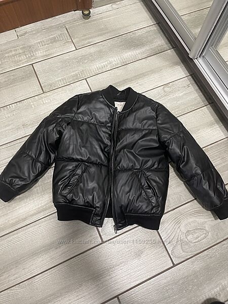 Куртка Zara р-122