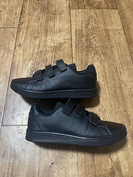 Кроссовки Adidas р-33
