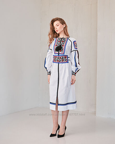 Вишита жіноча сукня Богутська гладь біла