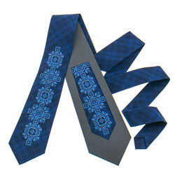 Класична краватка з вишивкою 917