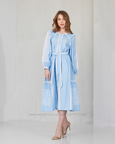 Вишита жіноча сукня Сокальська блакитна