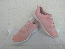 Суперлегенькие, текстильние кроссовки Clarks р.28