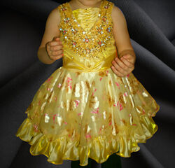 Святкова суконька на 2-3 роки