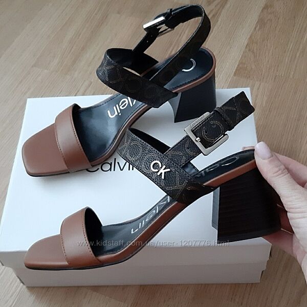 Босоніжки Calvin Klein 38, 39