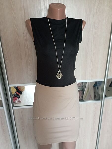 Платье стильное, нарядное, оригинальное