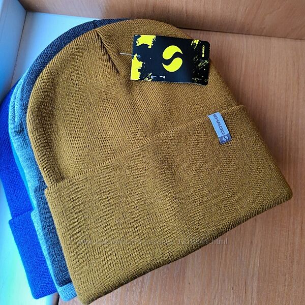 Шапка від українського бренду Shado