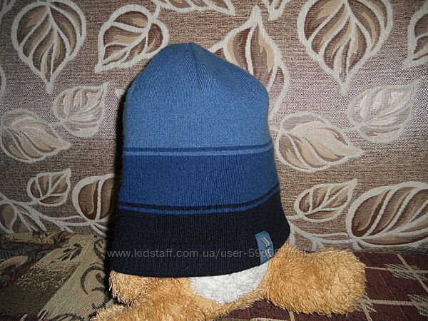 Шапка двойная на хол. осень или зиму на голову 54- 59 см, сост. идеальн