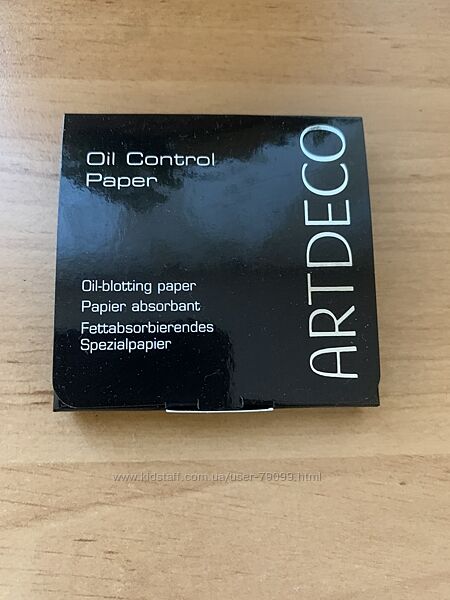 Матуючі серветки Artdeco Oil Control Paper