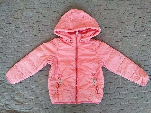 Легка та зручна курточка на дівчинку 2-3 років
