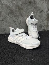 Бігові кросівки Adidas Ozelle. Оригінал.