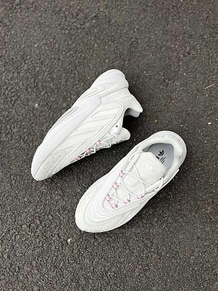 Кросівки Adidas Ozelia. Оригінал.