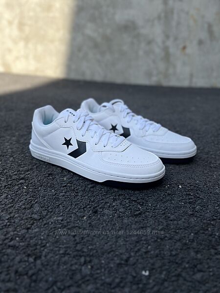 Класичні кросівки Converse. Оригінал.