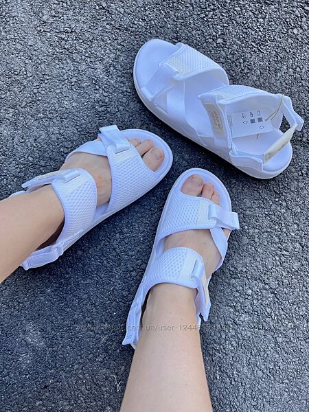 Сандалі босоніжки Adidas Adilette. Оригінал.