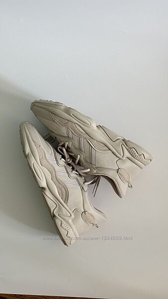 Кросівки Adidas Ozweego. Оригінал.