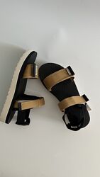 Сандалії Columbia Via Sandals. Оригінал.