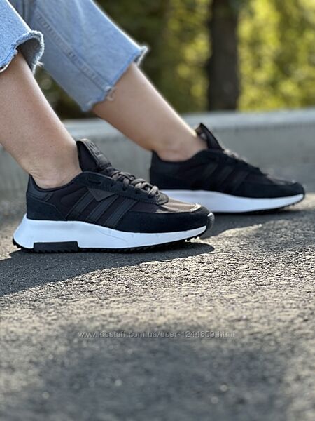 Кросівки Adidas Retropy. Оригінал.