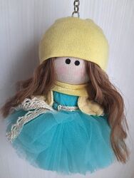 Лялька брелок своїми руками з кучерявим волоссям Ukraine
