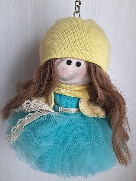 Лялька брелок своїми руками з кучерявим волоссям Ukraine