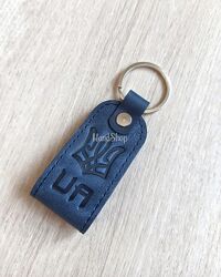 Сувенир брелок на ключи герб Украины кожа синий