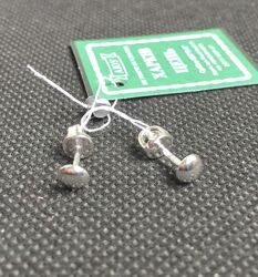 Новые серебряные серьги гвоздики Серебро 925 пробы