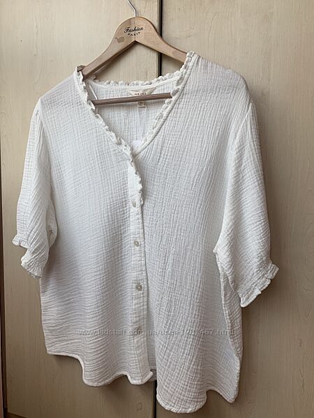 Нова дуже гарна блуза з мусліну в білому кольорі від бренду per una