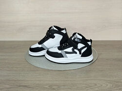 D027. Кросівки Babbette kids, рр 32-37