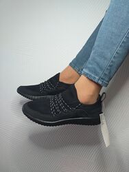 Чорні кросівки на стандартну ніжку 