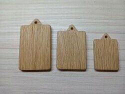 Кукольные разделочные доски из дуба.