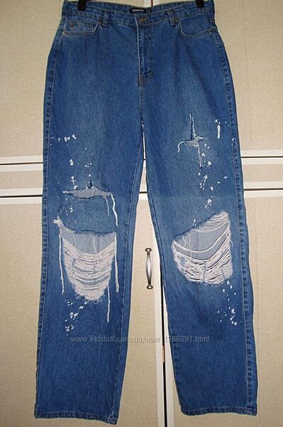 Стильні батальні джинси висока посадка рвані мом, прямі Boohoo