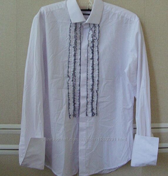 Рубашка белая с рюшами оборки Moss London