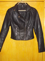 Куртка черная косуха эко-кожа размер м