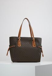 Женская сумка-шоппер MICHAEL KORS voyager tote logo с фирменным принтом 